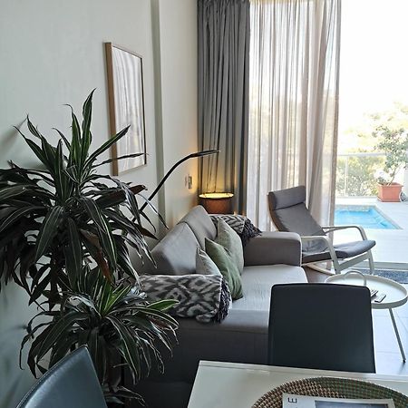 Duplex Maisonette With Heated P-Pool And Jacuzzi سانت جوليان المظهر الخارجي الصورة