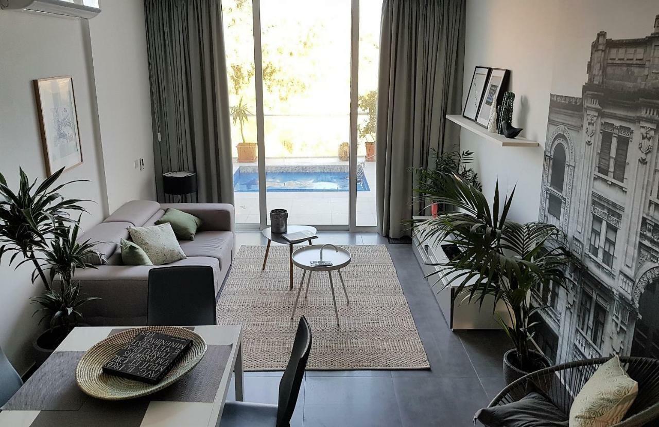 Duplex Maisonette With Heated P-Pool And Jacuzzi سانت جوليان المظهر الخارجي الصورة